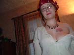 21_sk_loses_her_top