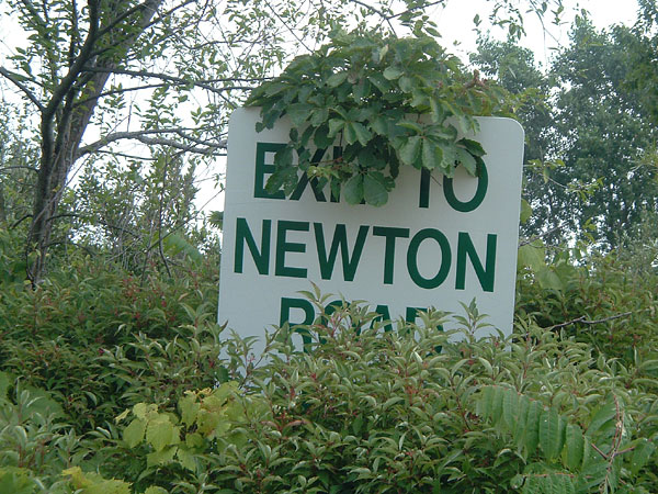 newton_road_sign