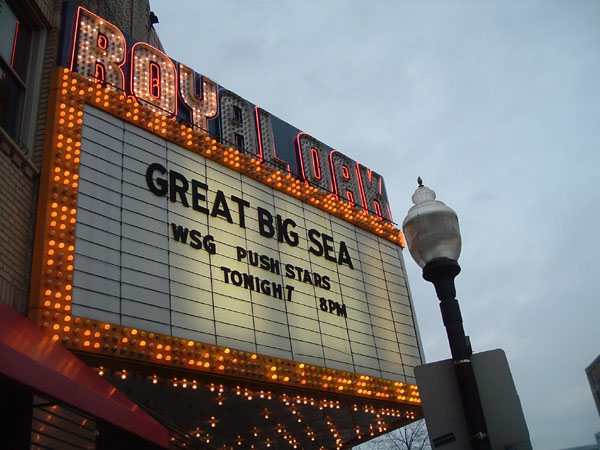 13_gbs_marquee